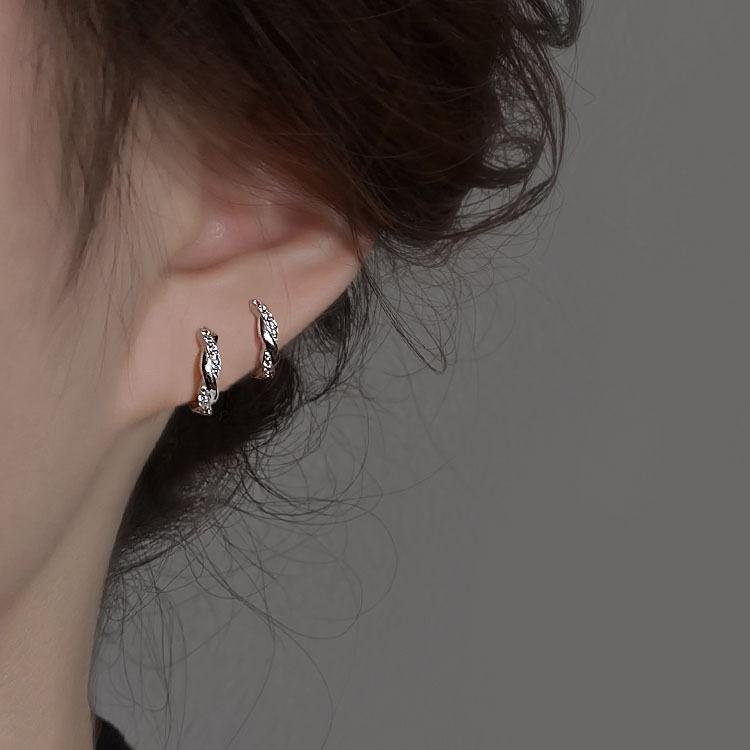 Women's Ear Cuff, Cool Tone, Leopard Print, Zirconia, Recycled Fiber, Simple, Stylish, Lightweight, Stretchable, Cooling Touch, Moisture-Wicking, Quick-Drying, High-Quality, Silver, Black, Pink, Ivory, Spring/Summer, Autumn/Winter, Casual, Business Accessory
