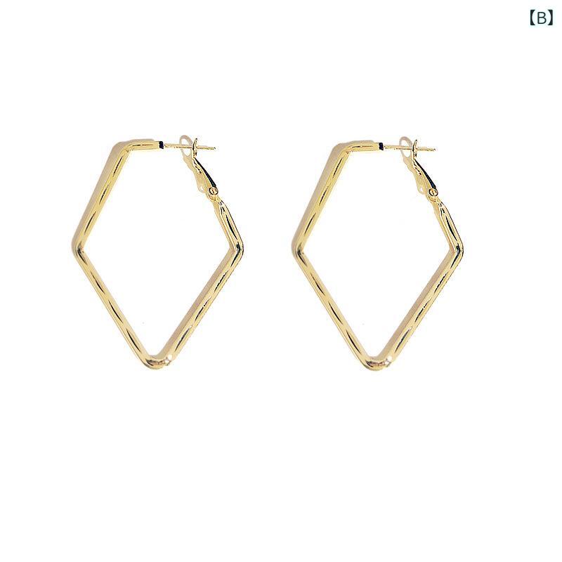 リバーパディのピアス イヤリング 女性用 韓国 ファッション 個性 型 耳飾り 925シルバー 針 リング かわいい 普段使い 軽量 シンプル シルバー カラー｜アングル3