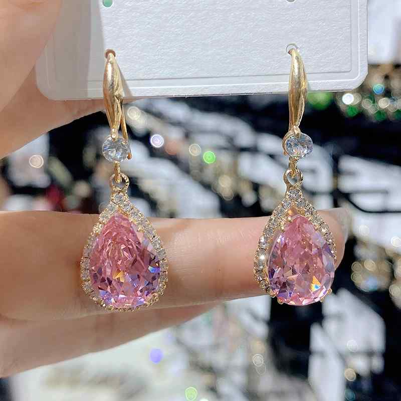 ピアス イヤリング 女性用 韓国 復古 水滴型 ファッション かわいい 網紅 水滴 ラインストーン 耳飾り シルバーカラー 軽量 普段使い デイリーアクセサリー 華奢 シンプルスタイル キラキラ輝き 細工細やか ギフト向き 秋冬対応