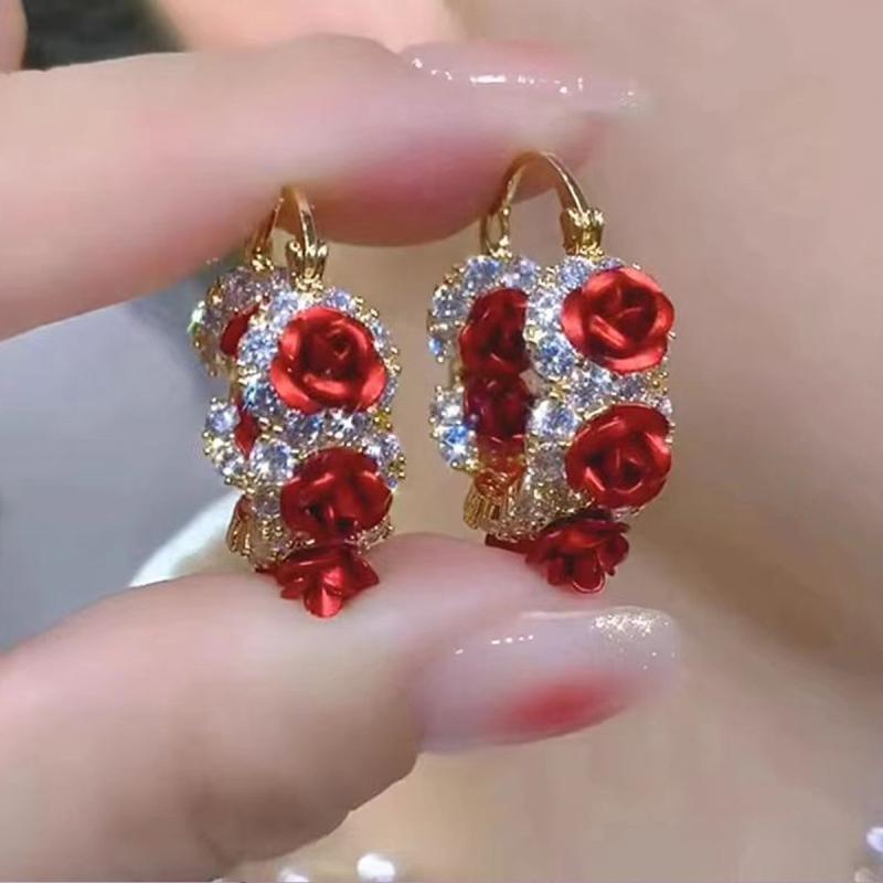イヤリング 女性用 赤 花柄 気質 トレンド ファッション 日常使い 軽量 シンプル アクセサリー 華やか コーディネート シルバー ゴールド ビーズ フラワー モチーフ 春夏 秋冬 通年