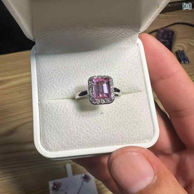 リバーパディのネックレス セット かわいい ピンク パープル チェーン 軽量 高級感 ベーシック 普段使い 鎖骨チェーン アクセサリー シルバー加工 女性用 春夏 秋冬｜アングル3