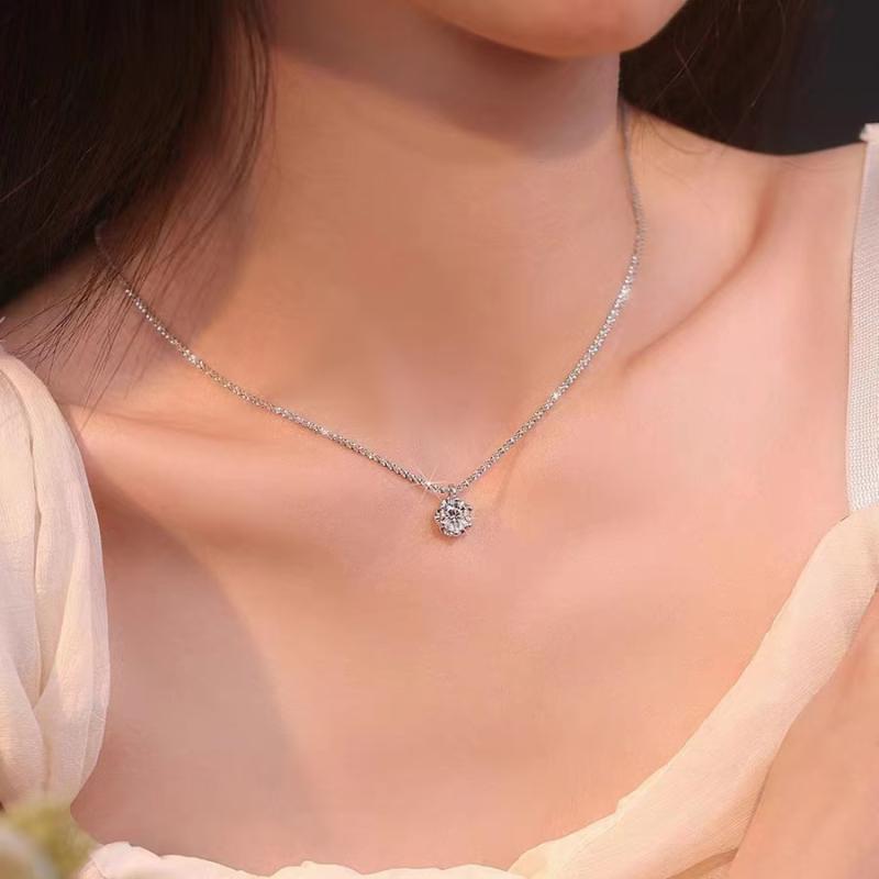 玫瑰榴石 - ネックレス 女性用 キラキラ フラッシュダイヤ シンプル デザイン 高級感 フルパヴェ 人気 アクセサリー ジュエリー チェーン ペンダント 輝き 繊細 スタイリッシュ 普段使い 通勤 ギフト シルバー調 ゴールド調 華やか