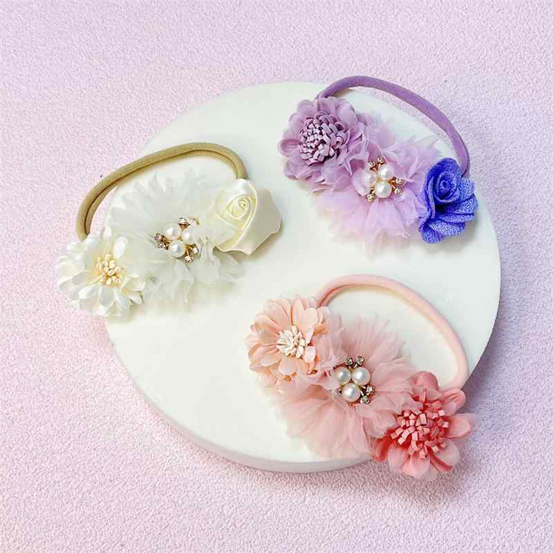 キッズ 女の子 ヘアバンド かわいい 甘め 花柄 リボン 装飾 ヘアアクセサリー 遊び心 ピンク系 アイボリー コットン素材 軽量 伸縮性 普段使い 学校用 誕生日ギフト 春夏 秋冬 通年