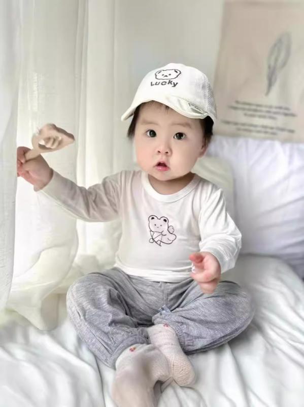 Cardigans - キッズ Tシャツ 男の子 女の子 春夏 長袖 トップス ベビー インナー 部屋着 薄手 普段使い かわいい 綿 伸縮性 軽量 吸湿速乾 通年