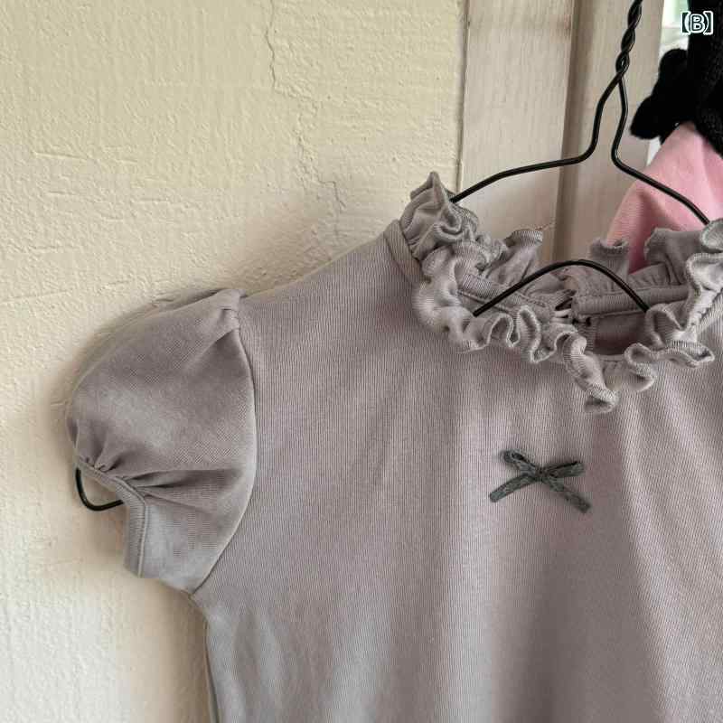 子供 女の子 トップス 半袖 Tシャツ 春夏 韓国 フレア袖 花柄 フリル かわいい ベ...