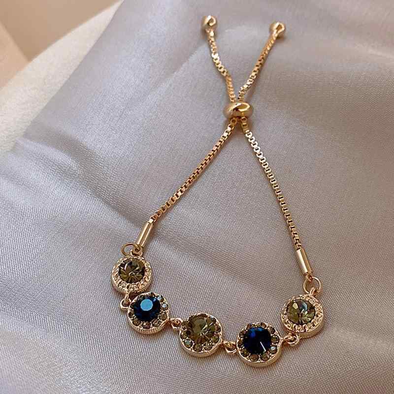 レディース 手首アクセサリー ジルコニア ブレスレット 電気メッキ加工 個性派 韓国 東大门 幾何学模様 切り替え 手環 ネット ファッション 気品 女性用 華奢 繊細 スタイリッシュ 普段使い ギフト ラッキーアイテム シルバー系