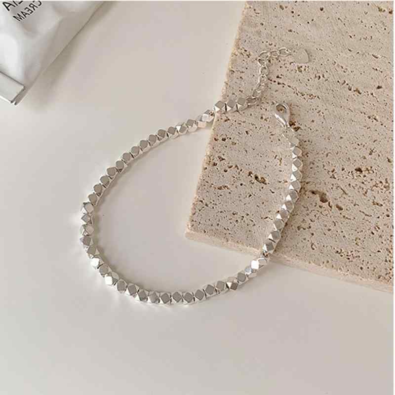 女性用 手作りシルバーチャーム ブレスレット 純銀 輝く多面カット シンプル ファッション アクセサリー 細身チェーン ラッキーアイテム 軽量 日常使い シルバー ジュエリー