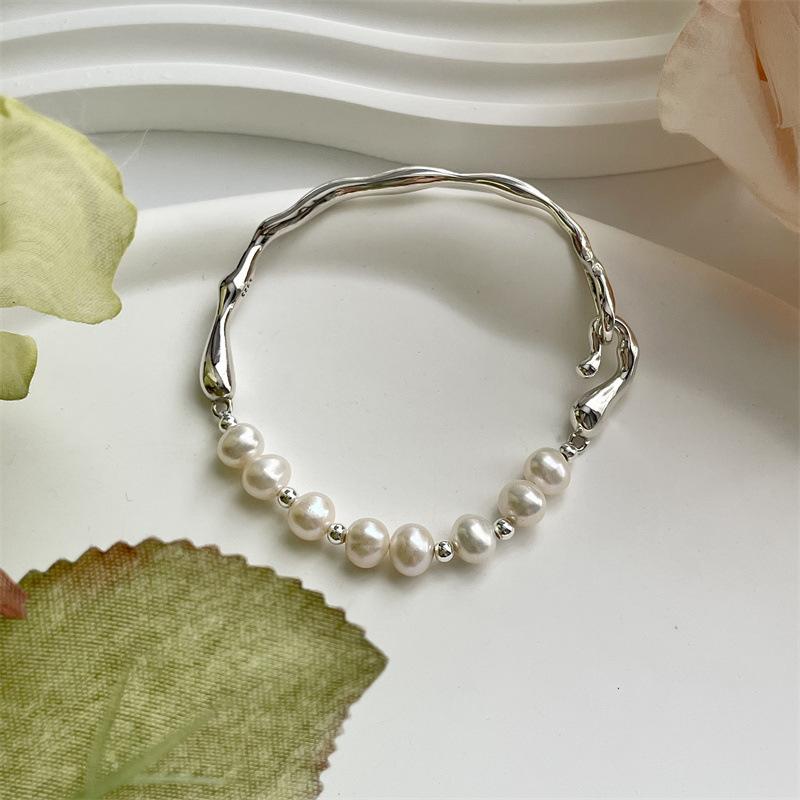 Other - レディース ブレスレット 不規則 パール チェーン アクセサリー かわいい 個性派 シンプル 軽量 日韓 普段使い 華奢 デザイン シルバー ゴールド チェーン 細工 スタイリッシュ トレンド ファッション ジュエリー 手首 装飾 モダン 洗練 軽やか