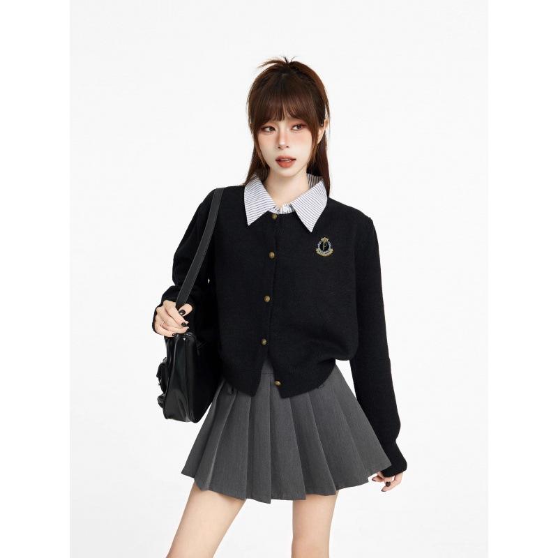 Rakuten - ニット カーディガン 女性用 秋冬 ポロカラー 開襟 デザイン性 ユニーク インナー アウター コットン混 柔らか素材 レイヤードスタイル 長袖 ゆったりシルエット 暖か 普段使い