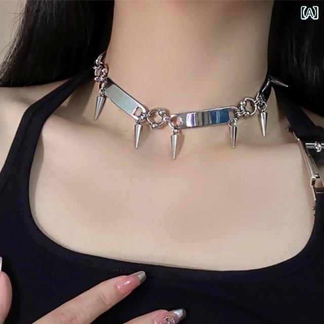 ネックレス 女性用 金属 スパイク チャーム シンプル ミニマリスト クール セクシ...