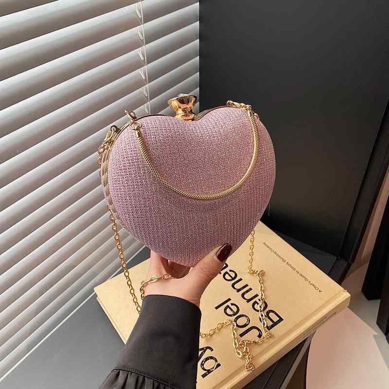 Rakuten - パーティーバッグ 女性用 ハート型 小型 ハンドバッグ チェーン ショルダーバッグ 高級感 質感 ベージュ系 ブラック ピンク系 秋冬 軽量 普段使い 通勤用 フォーマル