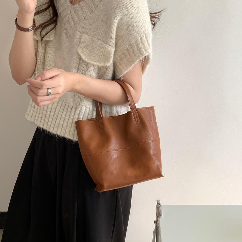 乐天商城 - トートバッグ 女性用 牛革 ソフトレザー ミニバッグ 極シンプル デザイン 手提げ ショルダーバッグ 斜め掛け ハンドル付き 軽量 通勤 普段使い 秋冬 ブラック ブラウン ベージュ 切り替え ステッチ 収納ポケット 高級感