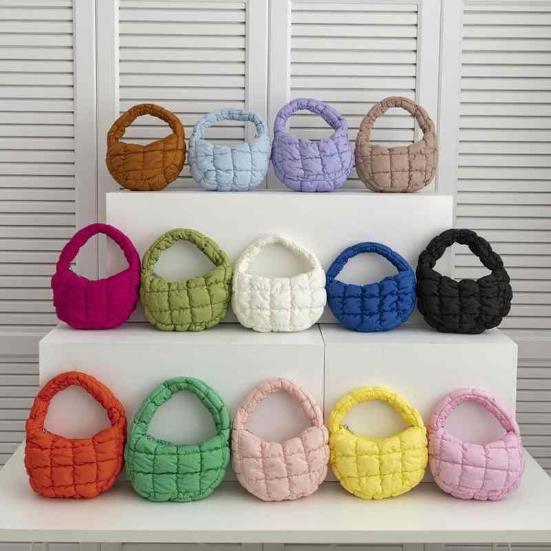 レディース ハンドバッグ ミニ 饅頭 プリーツ クラシカル デザイン かわいい 普段使い 軽量 ショルダー バッグ 鞄 女性用 ファッション アイテム コンパクト 形状 秋冬 対応