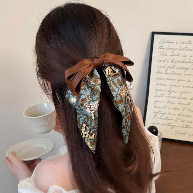 Rakuten - ヘアアクセサリー 女性用 髪留め ヘアクリップ バタフライリボン プリント柄 ロングリボン ポニーテール グラブクリップ バックヘッド ポニーテール シャーククリップ 接触冷感 軽量 伸縮性