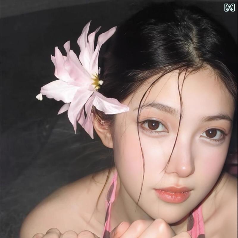 ヘアクリップ レディース ピンク 花柄 立体百合 フラワーモチーフ スイート系 かわ...