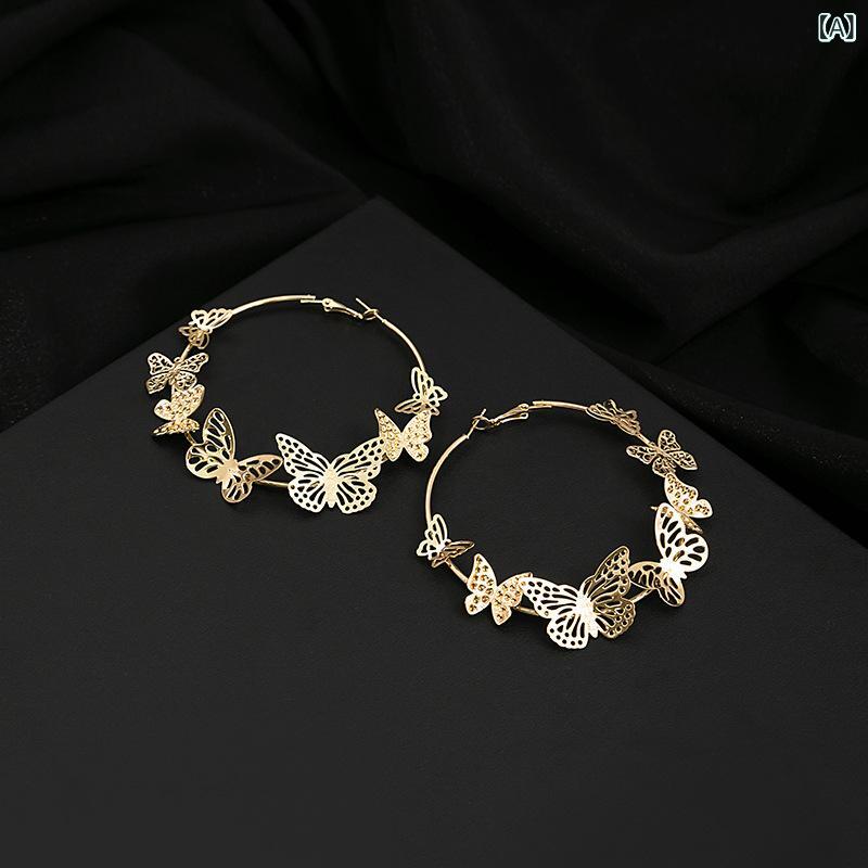 ピアス レディース アクセサリー 耳飾り 欧米 大ぶり 蝶々 モチーフ 透かし彫り デ...