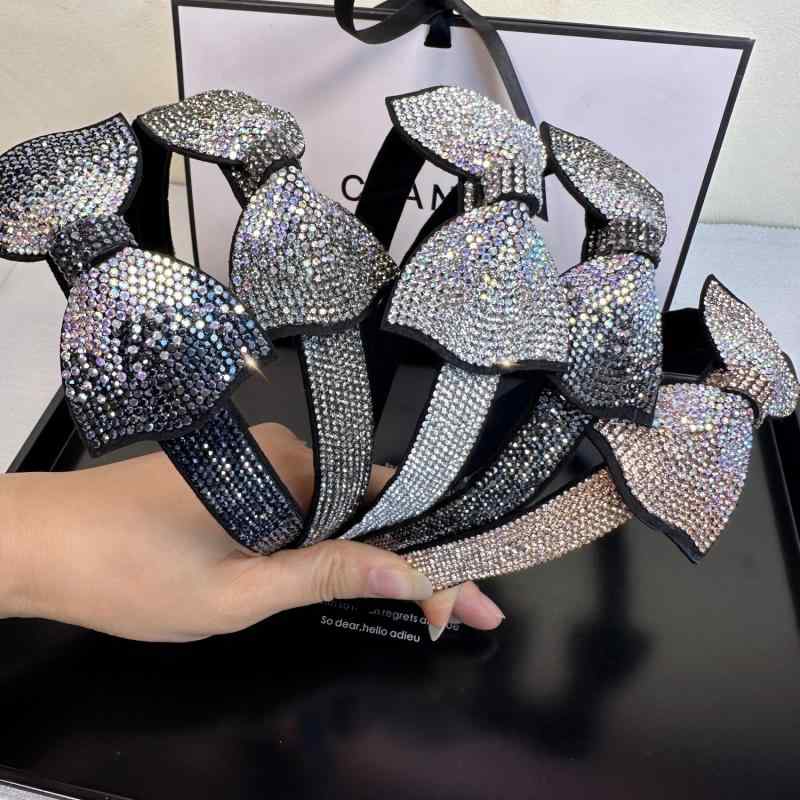 カチューシャ レディース リボン ジルコニア ヘアアクセサリー 髪飾り 髪留め 上品 エレガント 高級感 満鑽 キラキラ ヘッドドレス パーティー イベント 二次会 お呼ばれ ウェディング ブライダル 発表会 撮影用 おしゃれ かわいい きれいめ 華やか