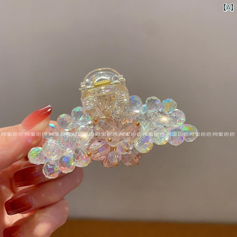 ヘアクリップ レディース バンスクリップ 髪飾り 髪留め ヘアアクセサリー フラワー 花モチーフ クリスタル ビジュー ラインストーン かわいい キラキラ 上品 おしゃれ 華やか 韓国 スイート ガーリー フェミニン ヘアアレンジ ハーフアップ まとめ