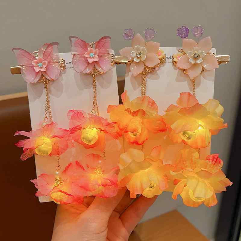 ヘアアクセサリー キッズ 女の子 子供 和 チャイナドレス用 髪飾り 花 フラワー 光る ヘアクリップ 中秋節 古 着物 浴衣 七五三 発表会 イベント パーティー 髪留め ヘアピン かんざし かわいい おしゃれ 高級感 和装小物 伝統 華やか