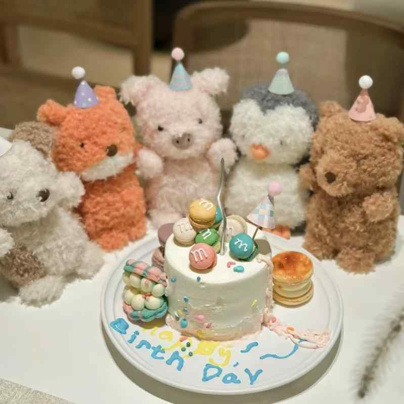 ぬいぐるみ 玩具 動物 人形 小動物シリーズ 英国 小ブギー 小鳥 キャラクター かわいい ふわふわ もこもこ 癒し系 ギフト 贈り物 キッズ 子供 インテリア ディスプレイ 部屋飾り コレクション 雑貨 柔らかい 手触り抜群 高品質 ぬいぐるみ 玩具