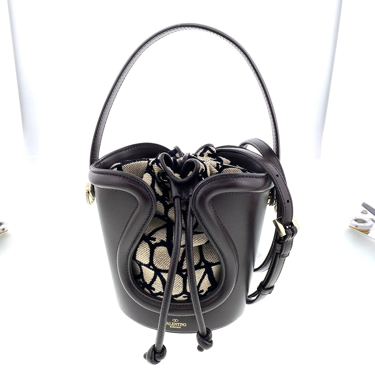 Rakuten - VALENTINO ヴァレンティノ トワル イコノグラフ バケットバッグ ショルダーバッグ ゴートスキン ブラウン ベージュ レディース【中古】