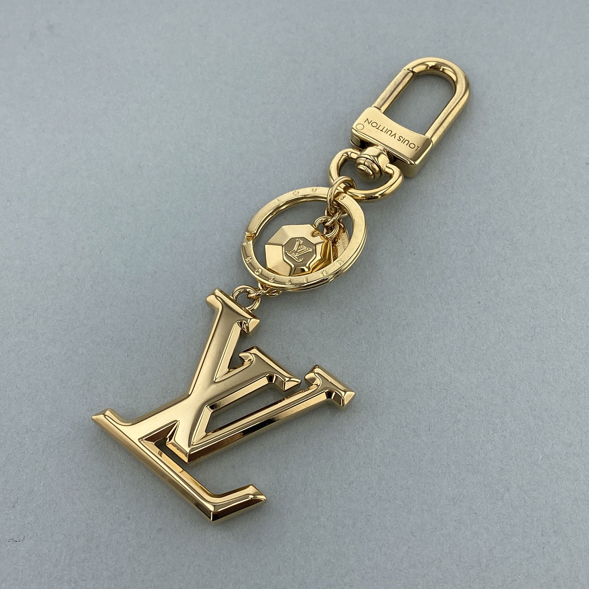 Rakuten - LOUIS VUITTON ルイ・ヴィトン ポルトクレ LV ファセット キーホルダー M65216 メタル ゴールド レディース【中古】