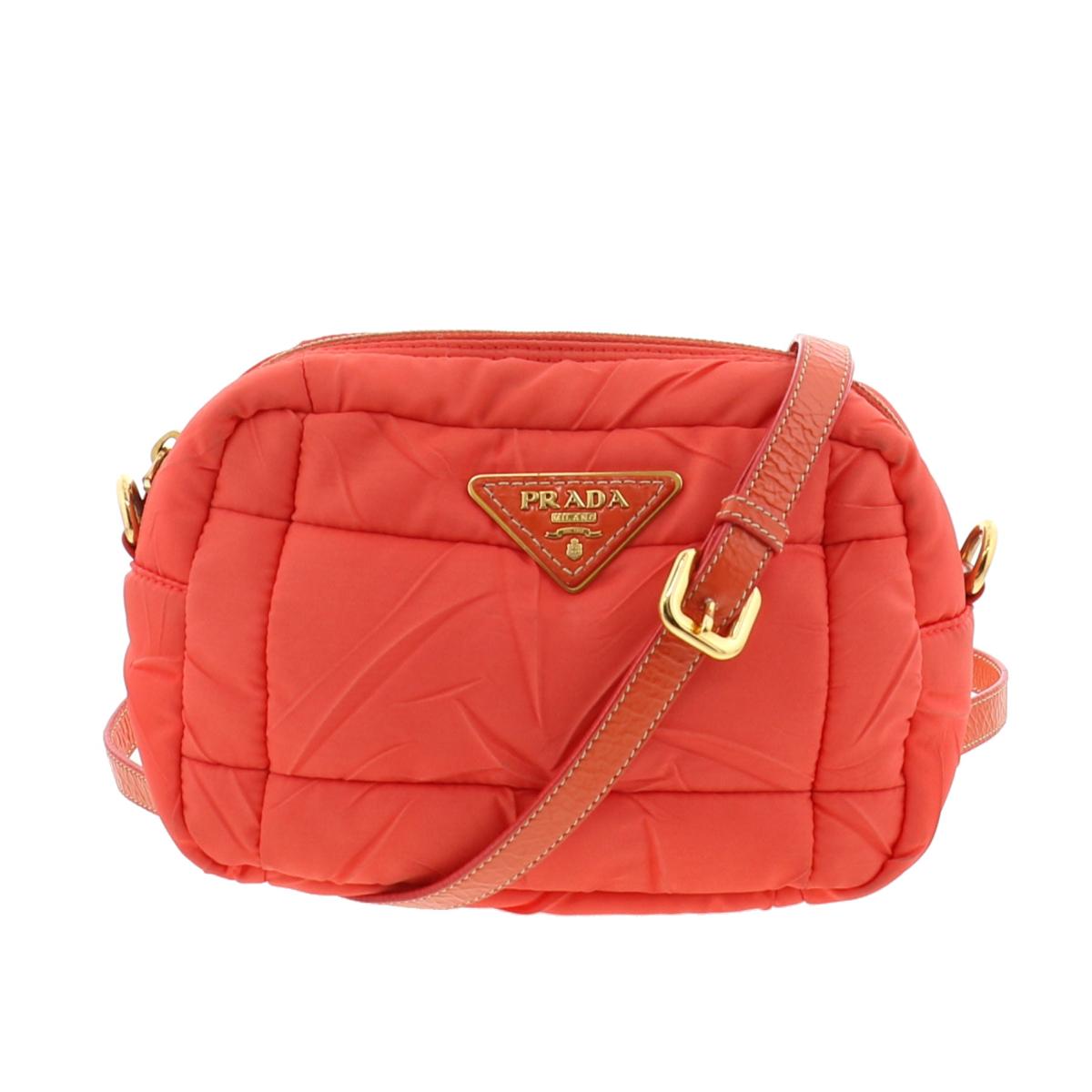 【中古】PRADA （プラダ） キルティングナイロンショルダーバッグ バッグ ショルダー/メッセンジャーバッグ Orange used:B