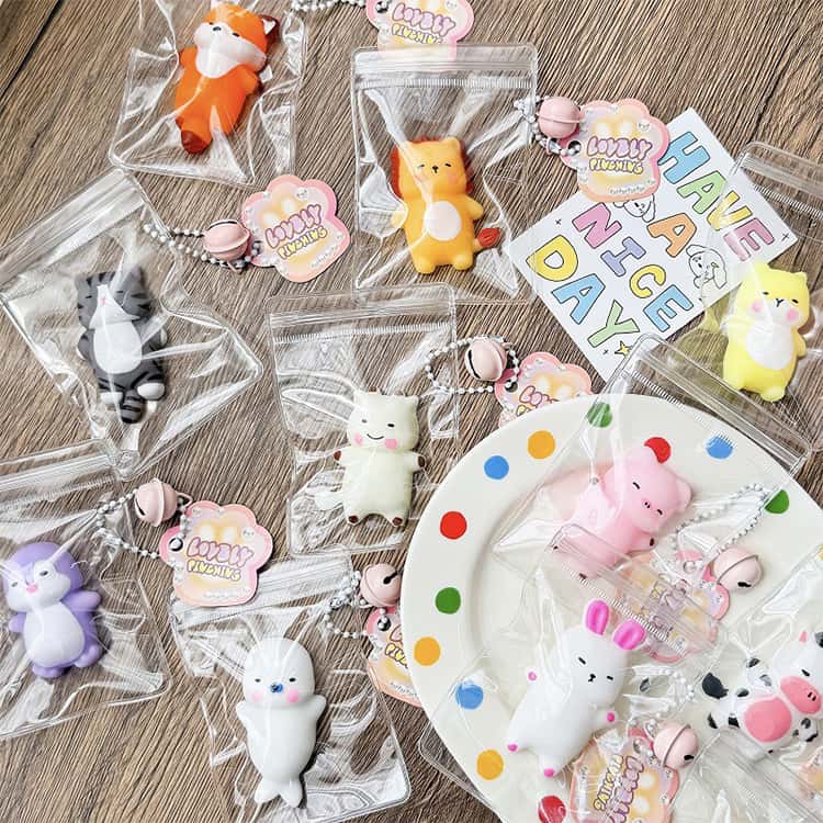 スクイーズ 6個セット！キーホルダー ストレス解消 かわいい ぷにぷに おもちゃ 低反発 癒しグッズ 動物 フィジェットトイ もちもち 柔らかい 握り心地 感覚トレーニング スクイーズ玩具 デスク用 癒し ふわふわ 大人気 子供 大人 プレゼント ギフト rizelife-hacks-10011192 rize商店 サンプル画像3