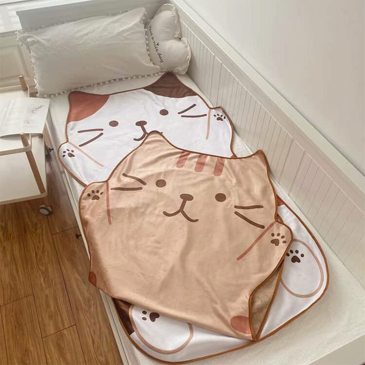 猫 お昼寝 毛布 ブランケット フランネル さらさら ふわふわ 秋冬 子ども部屋 ひざ掛け ハーフ ホワイト ブラウン ベージュ ひざ掛け 掛け 毛布 あったか 暖かい 軽量 洗える 洗濯化 おしゃれ かわいい 子ども 部屋 ふんわり 可愛い さらふわ [3]