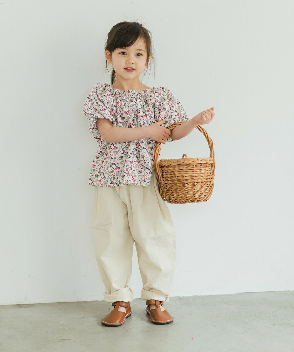 【セール 30%OFF】【riziere】ボタニカルプリントパフスリーブブラウス 100-150 キッズ 女の子 リジェール 子供服 こども服 kids 春 夏 秋 カジュアル 半袖 おしゃれ こども ジュニア 子供 シャツ トップス Tops 花柄 ボタニカル blouse ブラウス