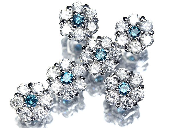 Rakuten - ≪Diamond≫ 上質ブルーダイヤ 上質クリアダイヤ 1.8ct K18WG 高級ペンダントヘッド クロス 十字架 ネックレス ダイヤ ジュエリー