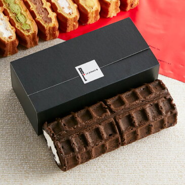 R.L (エール・エル)【送料無料】くるくるワッフル(大人のバニラカスタードロール)【 お取り寄せスイーツ 敬老の日 ハロウィン 挨拶ギフト 内祝い 産休 退職 お祝い 誕生日 プレゼント 冷凍 神戸スイーツ 洋菓子 】