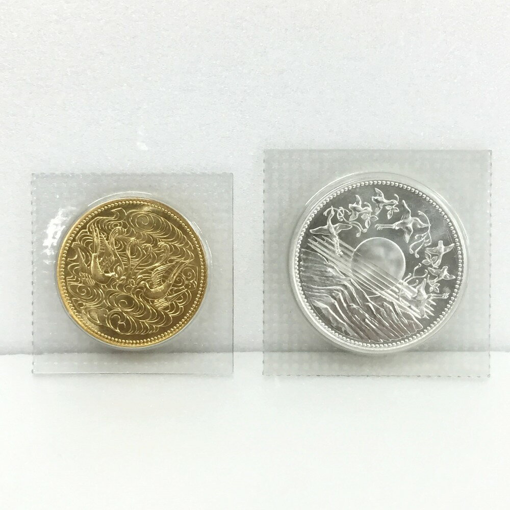 ☆☆【中古】造幣局 天皇陛下御在位60年 記念硬貨 昭和61年 10万円金貨・1万円銀貨 ブリスターパック入り 拾万円・壱万円 Nランク