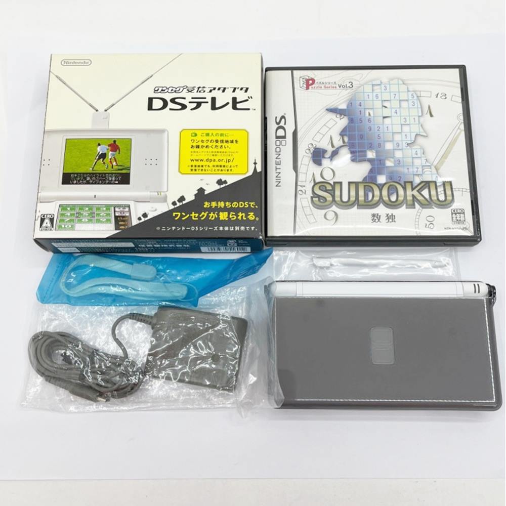 ◆◆【中古】ニンテンドー DS本体　/　DSソフト2個　/　ワンセグ受信アダプタDSテレビ　【動作確認済】 Bランク