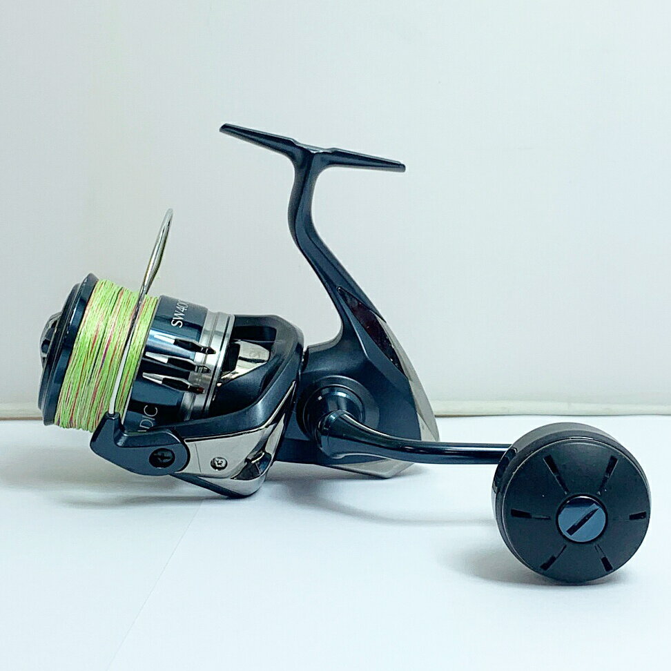 ★★【中古】SHIMANO シマノ 20 ストラディック SW4000XG 　スピニングリール 04242 スプールエッジ傷あり　本体のみ Bランク