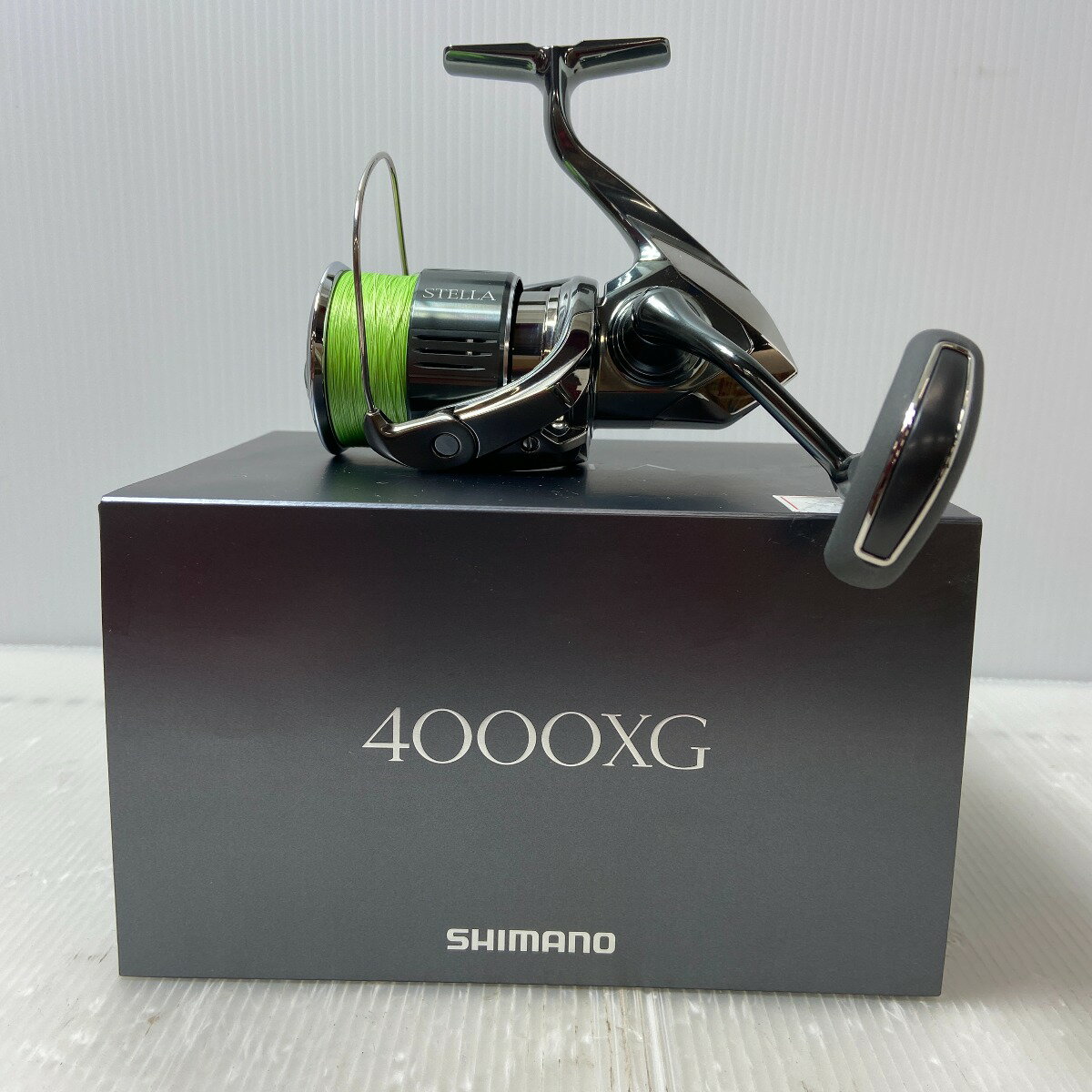 ΨΨ【中古】SHIMANO シマノ スピニングリール　22ステラ4000XG　箱付き 043962 Aランク