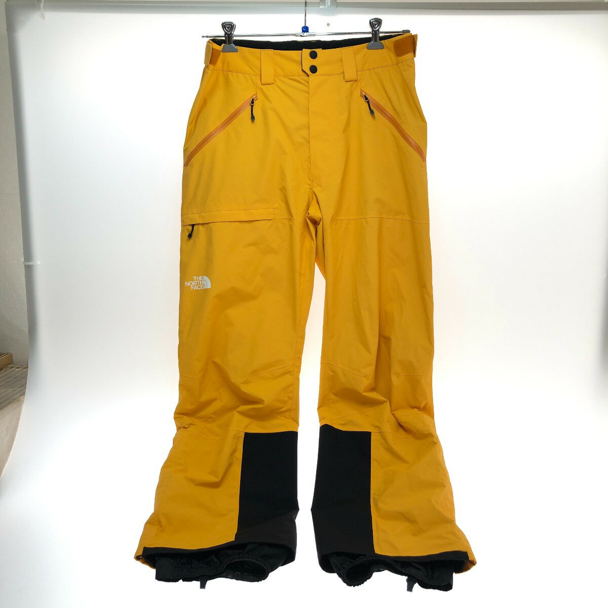 □□【中古】THE NORTH FACE ザノースフェイス スラッシュバックパンツ スキーウェア Lサイズ NS62006 サミットゴールド Cランク