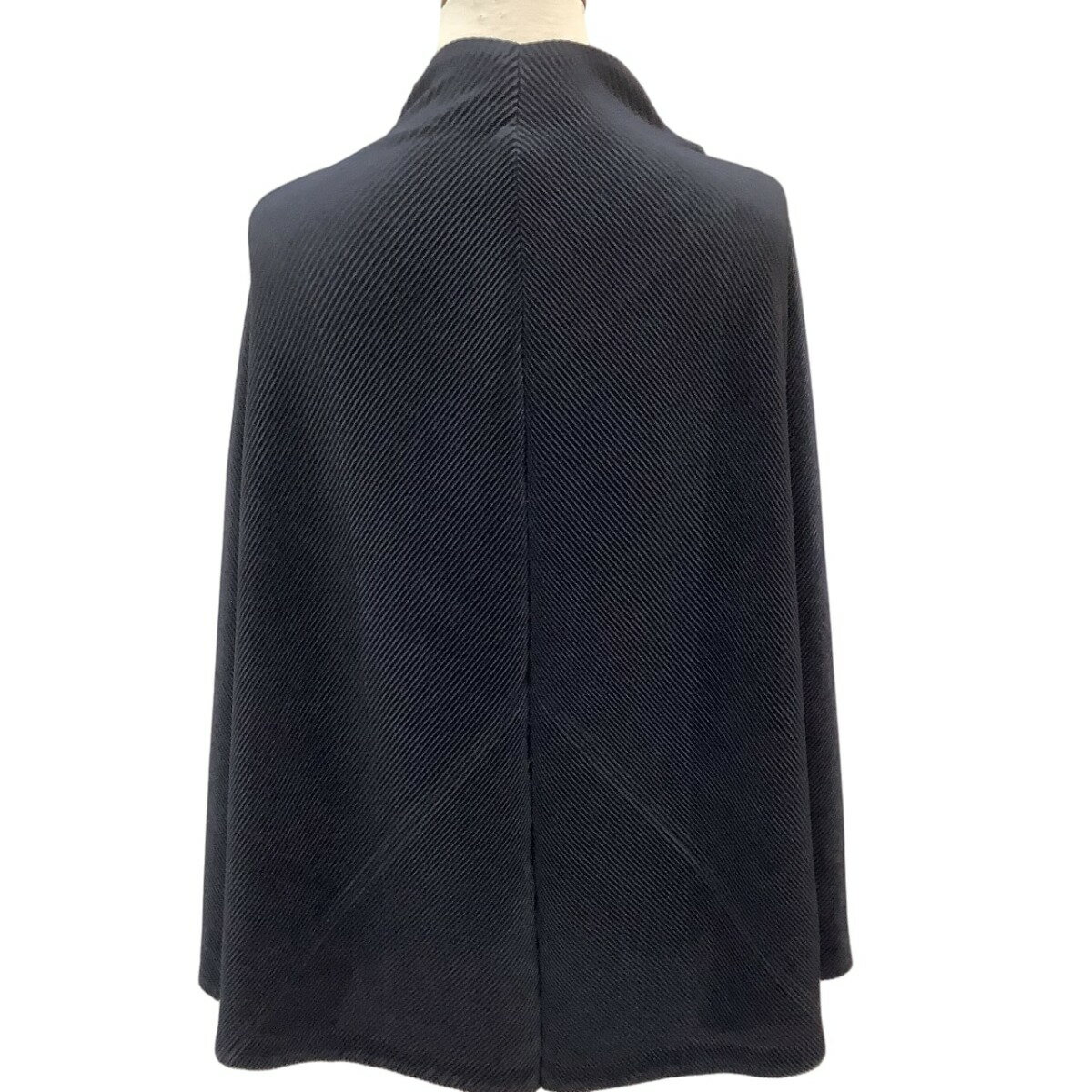 ♪♪【中古】ISSEY MIYAKE イッセイミヤケ 変形 カーディガン ポンチョ風 プリーツ SIZE 2 IM12FD920 ブラック Bランク