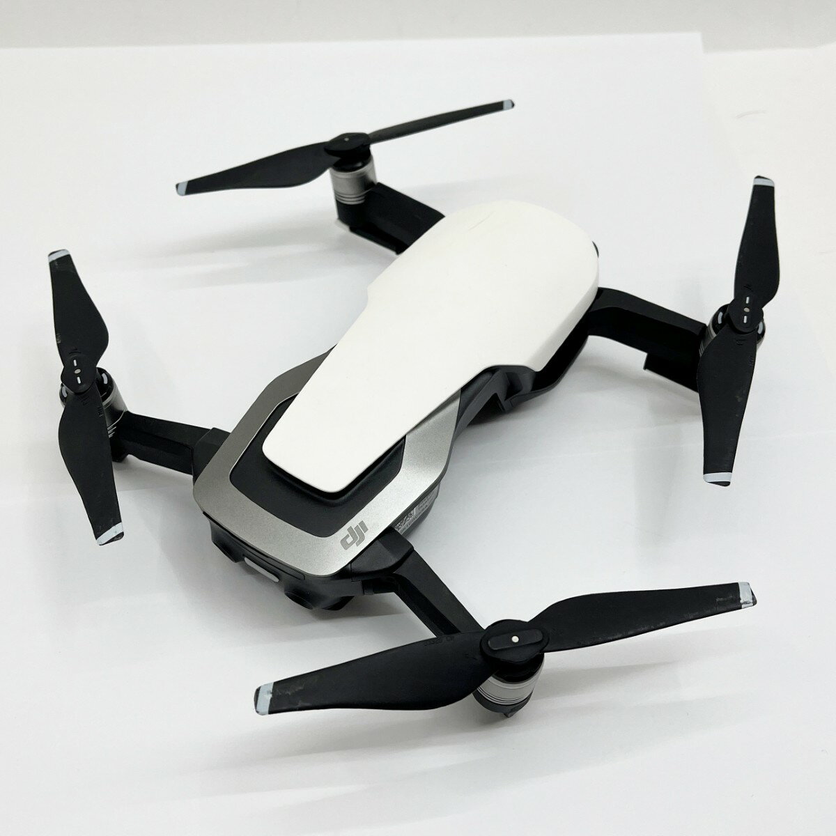 ◆◆【中古】DJI Mavic Air U11X マビックエアー ドローン バッテリーセット ホワイト/ブラック Bランク