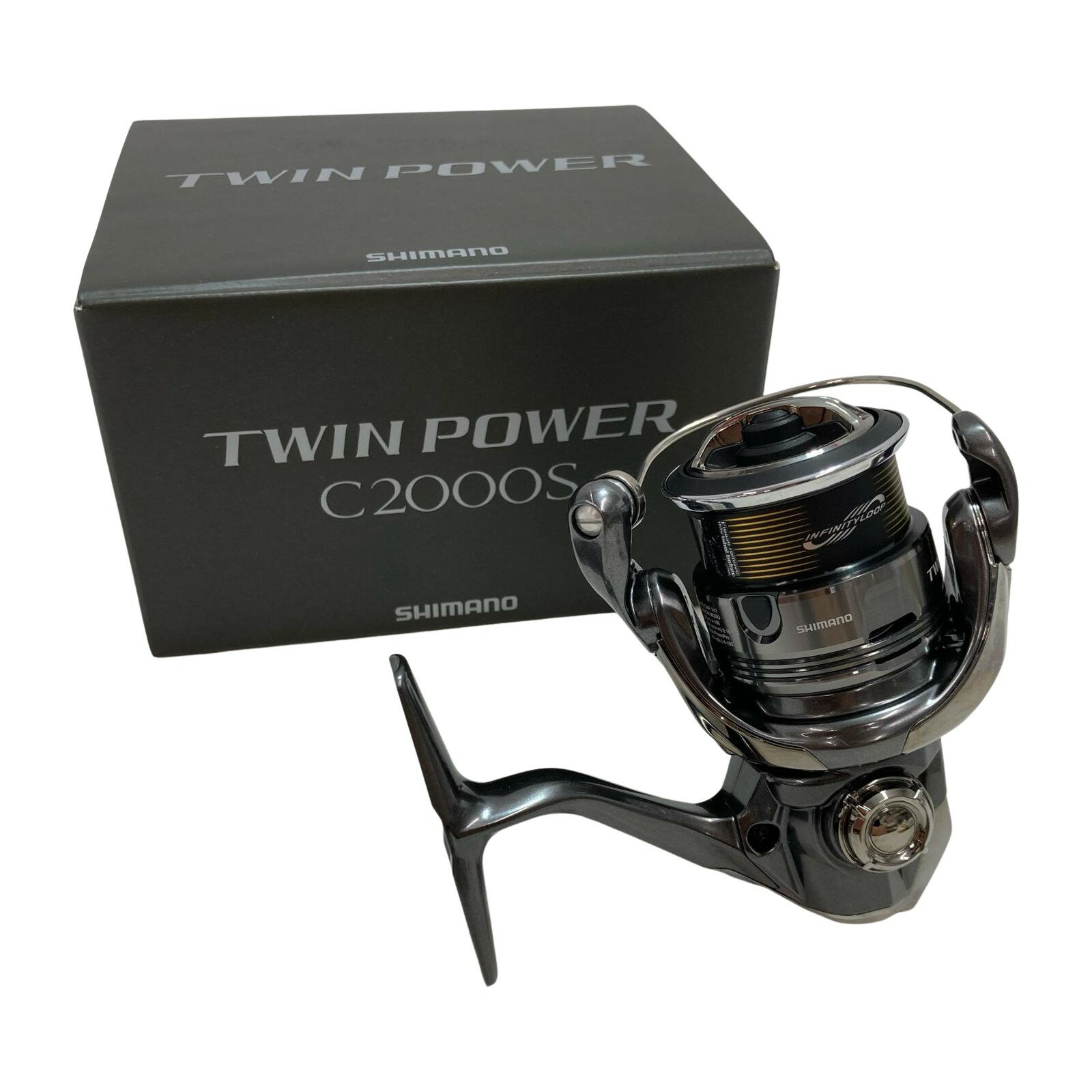 【中古】SHIMANO シマノ スピニングリール 24ツインパワー C2000S 046765 Bランク