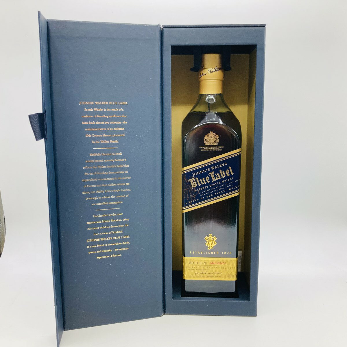 ◎◎【中古】Johnnie Walker ジョニーウォーカー Blue Label ブルーラベル スコッチ ウイスキー 750ml 40% 箱付 箱ダメージ有 Sランク 未開栓