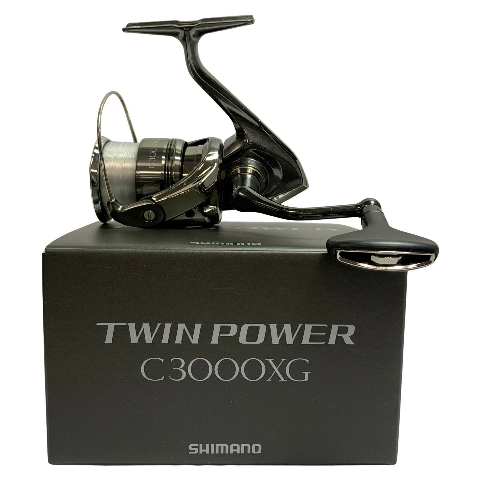 ★★【中古】SHIMANO シマノ 24ツインパワー　C3000XG　　スピニングリール　箱付 046826 Bランク