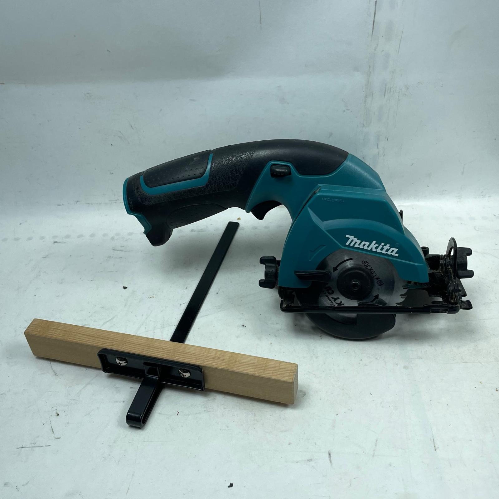【中古】MAKITA マキタ 丸のこ HS300D 10.8V 85mm Cランク