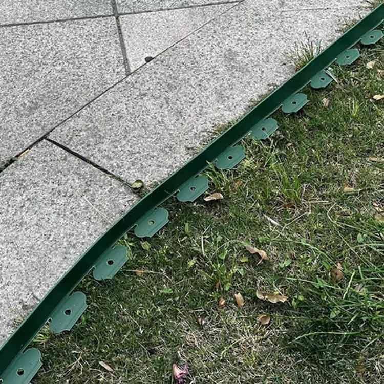 長さ10M 土と芝の根 フェンス 土留め 芝生 土留め 根止め 高さ5cm 花壇 園芸シート 花壇 長さ5M 芝生 ガーデンエッジ 固定ピン付き 境界 2