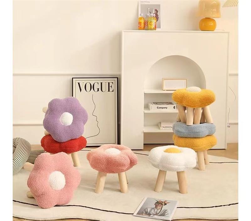 子ども椅子 キッズチェア 子供用スツール ミニチェア ローチェア 子ども用 いす 豆イス 踏み台 滑り止め 持ち運び 軽量 幼稚園 保育園 家庭用 18*30cm レッド ブルー ピンク イエロー ライトパープル ホワイト 1個/2個セット プレゼント ギフト 贈り物 送料無料