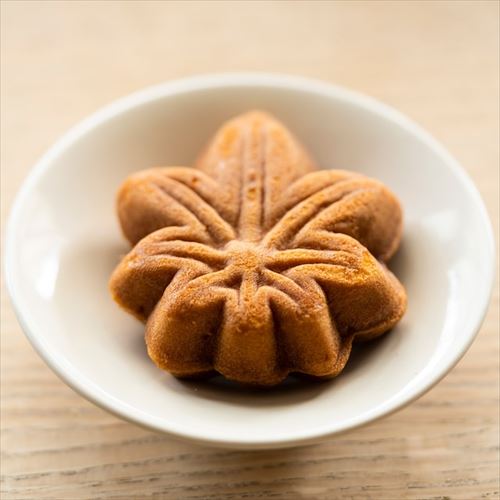 【最大10％OFFクーポン配布中】 三矢コーポレーション パティシエ和菓子 もみじ焼き 16g （犬用おやつ）