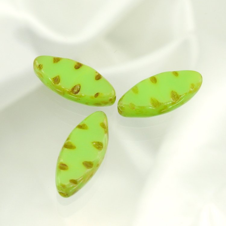 チェコビーズ FP ペタル オパックグリーントラバティン 18×7mm 6個 ファイアポリッシュ ハンドメイド 手芸 材料 ピアス ネックレス チェコ ガラス ビーズ パーツ ガラスビーズ アクセサリー