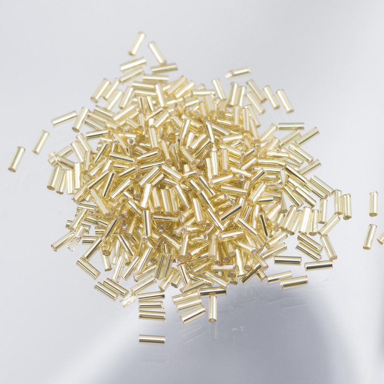 チェコビーズ マコ4/1.3ミリ ライトトパーズシルバーライン シードビーズ/マコ/4×1.3mm アクセサリーパーツ ハンドメイドパーツ