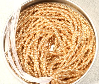 チェコビーズ スリーカットビーズ 10/0 約2.3mm 約1,500個 糸通し メタリックゴールド シードビーズ ガ..