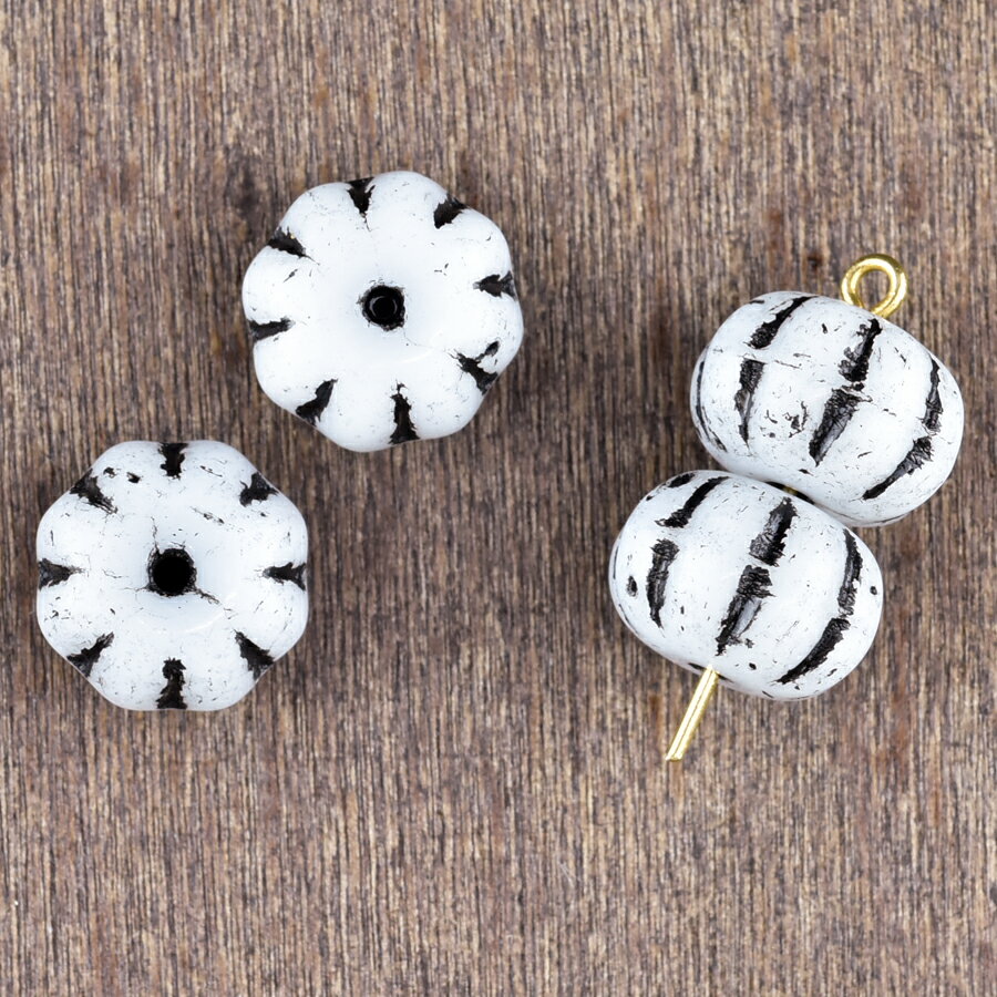 【期間限定50%OFF】【6個】パンプキン カボチャ ライトグレー×ブラック グレー系 グレイ 約11mm ハンドメイド 手芸 材料 ピアス ネックレス チェコガラス ビーズ パーツ チェコビーズ ガラスビーズ アクセサリー